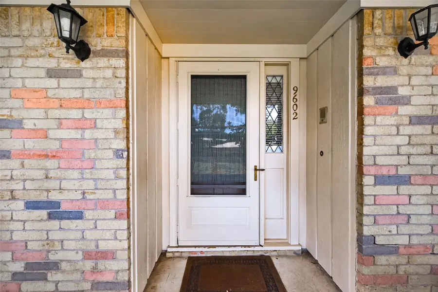 9602 S Petersham Drive, Houston, TX 77031 - #2