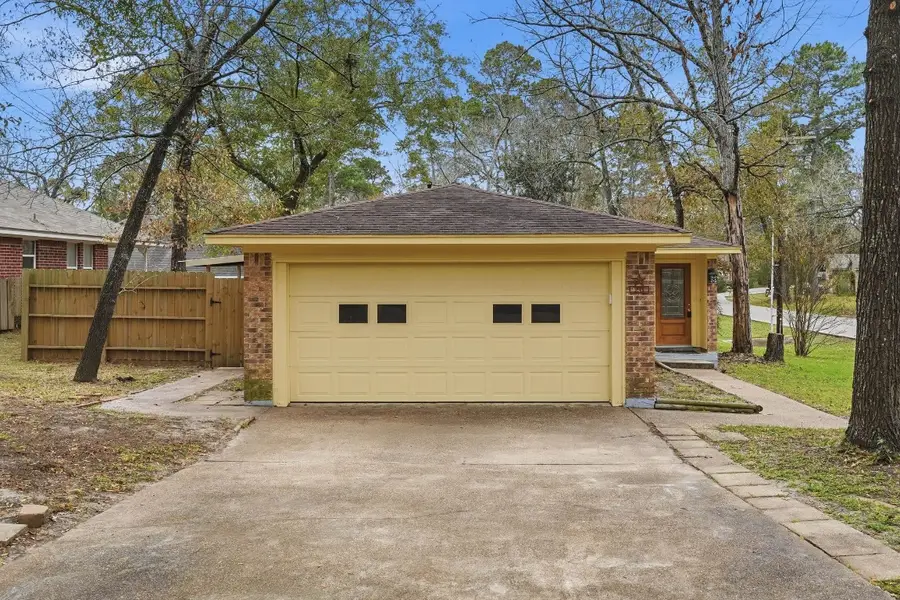 20 Moon Valley Court, Conroe, TX 77304 - #2