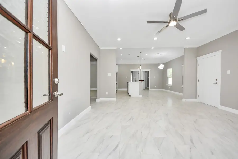 604 Miriam Street, Baytown, TX 77520 - #3