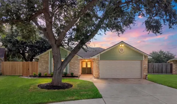 3123 W Heatherock Circle, Sugar Land, TX 77479