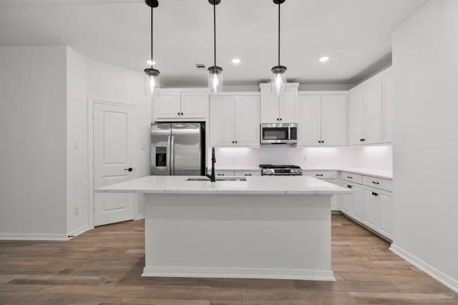 119 West Coralburst Loop, Montgomery, TX 77316 - Image #3