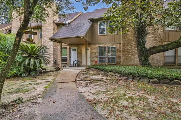 1011 Hamblen Road #205, Kingwood, TX 77339