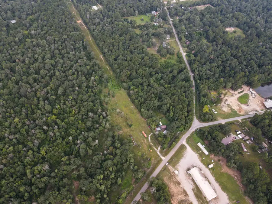 18336 Old Highway 105 E, Cleveland, TX 77328 - #2