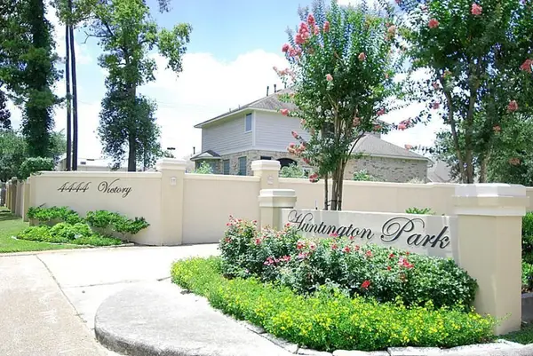 4444 Victory Drive #1311, Houston, TX 77088