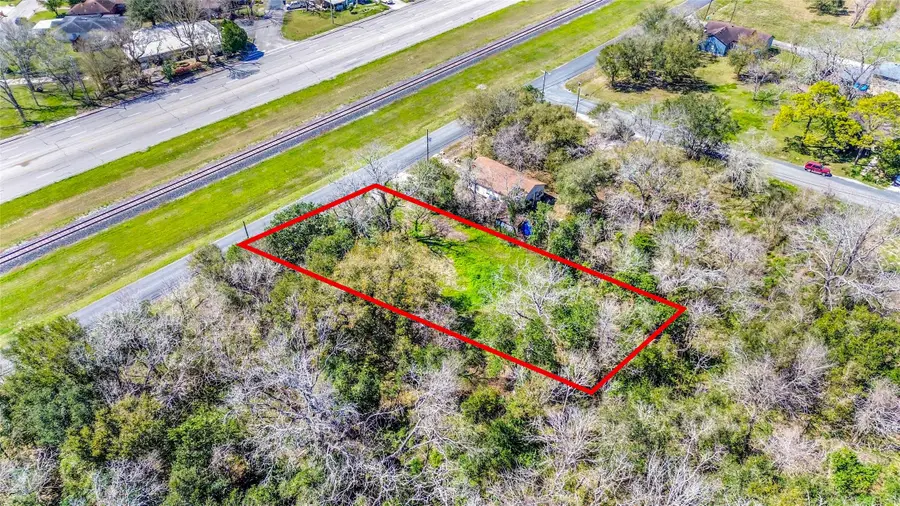 524 N Oak Street, Texas City, TX 77591 - #3