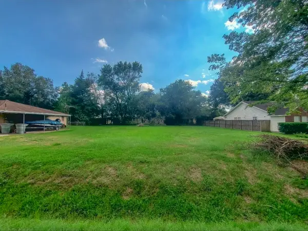 9395 Josey Street, Beaumont, TX 77707