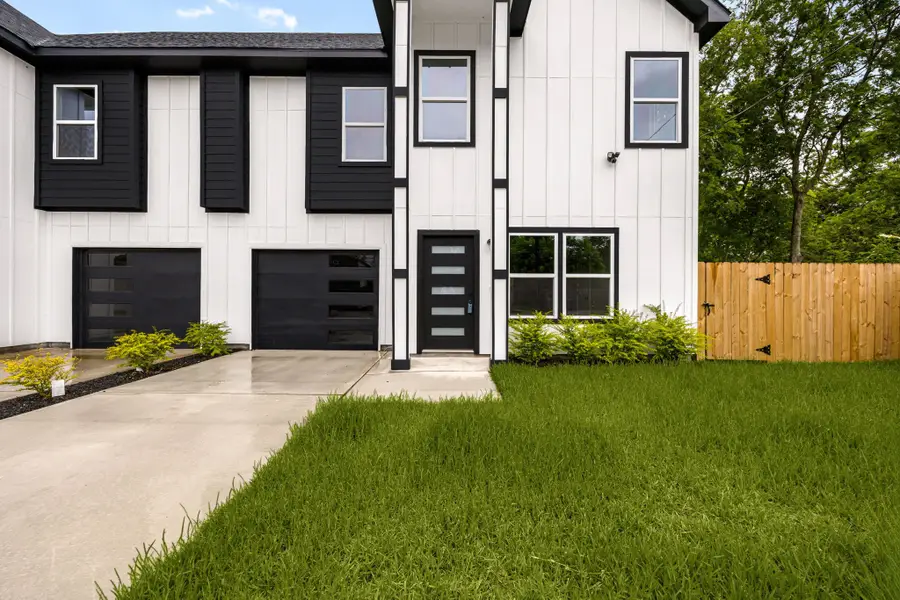 5420 Lynnfield Street #A/B, Houston, TX 77028 - #2