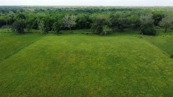 6707 Fm 1728, Boling, TX 77420