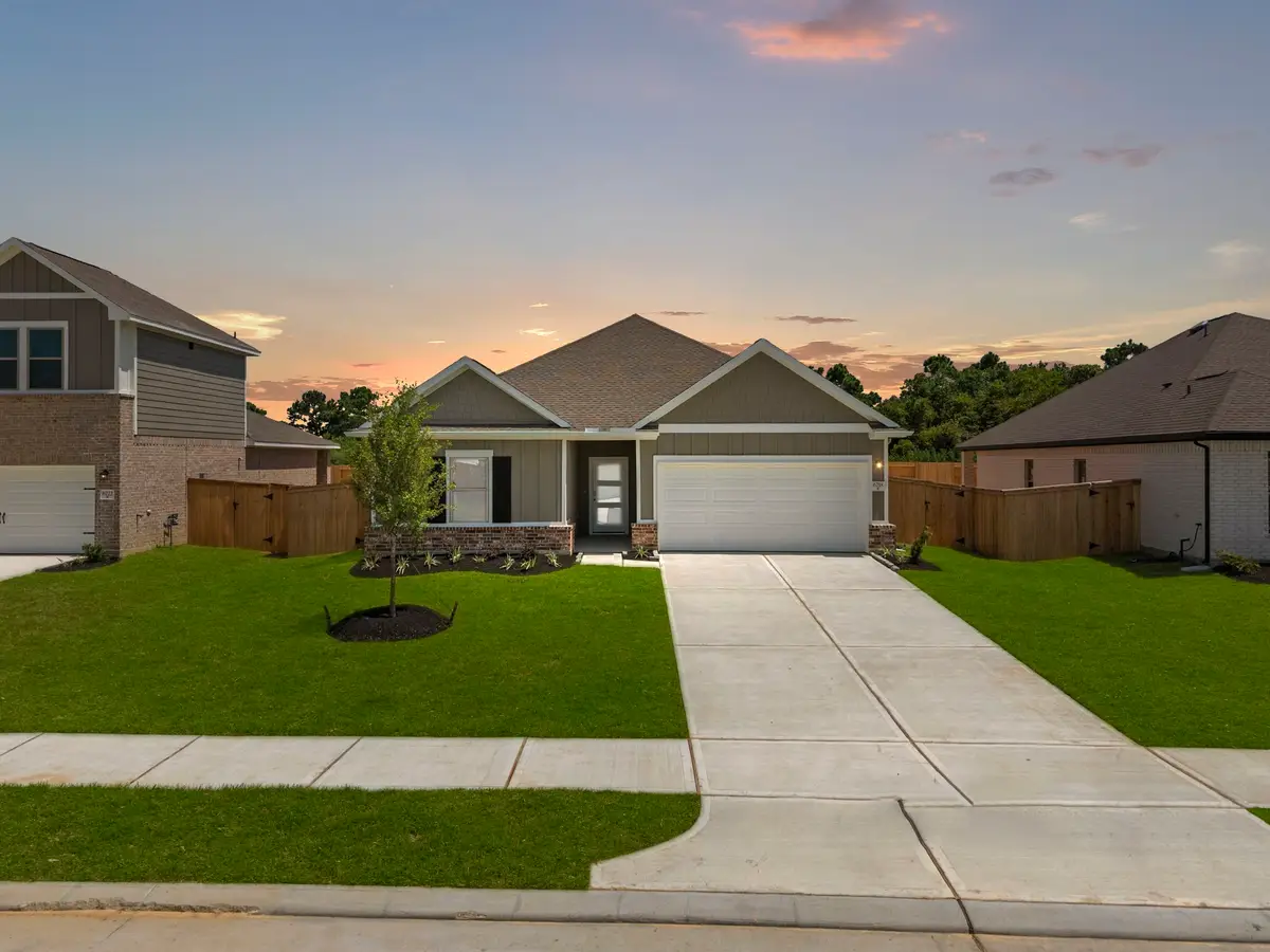 6718 Pebble Bluff Court, Cove, TX 77523 - #1