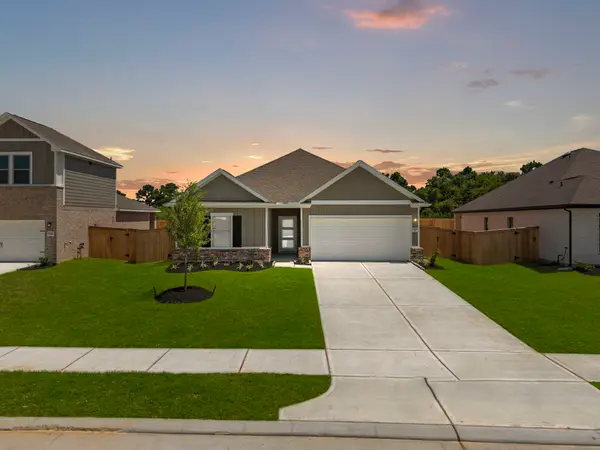 6718 Pebble Bluff Court, Cove, TX 77523