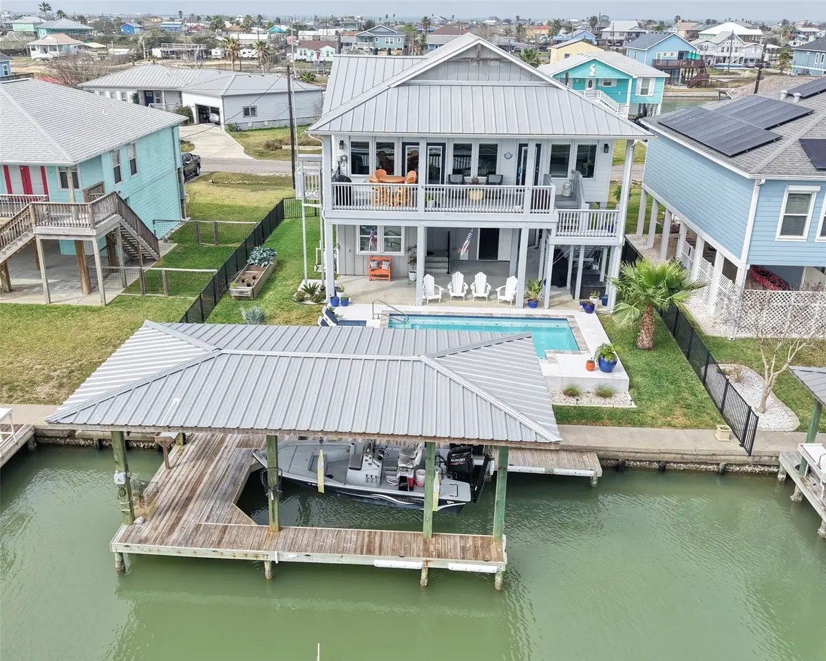 117 Ball Street, Rockport, TX 78382 - #1
