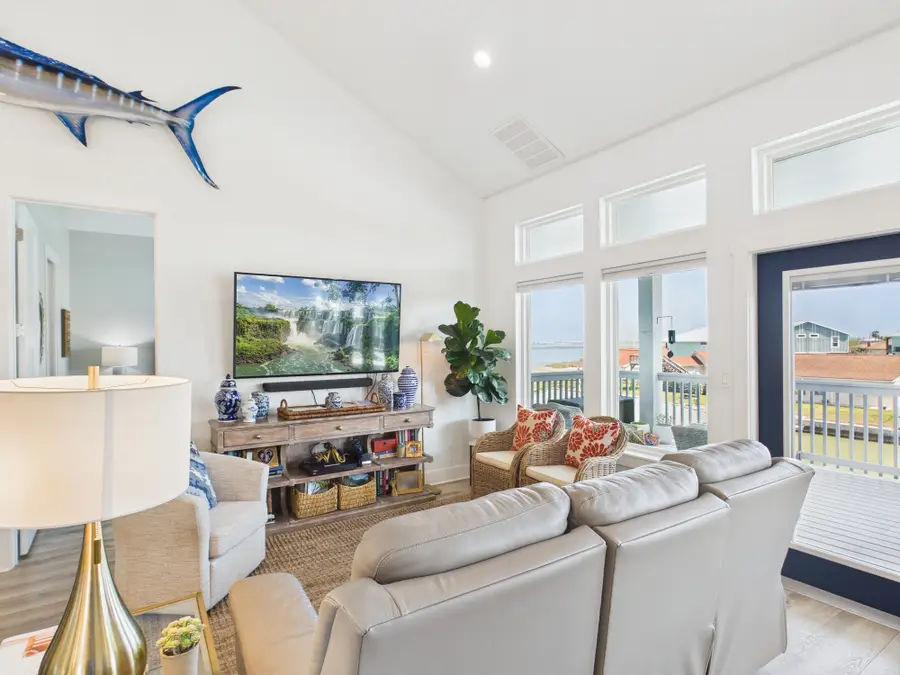 117 Ball Street, Rockport, TX 78382 - #3