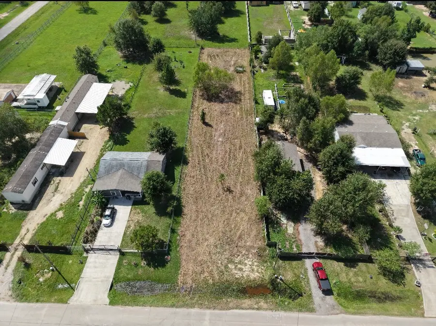 1018 County Road 3556, Cleveland, TX 77327 - #2
