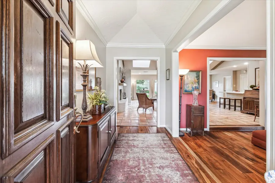 10607 Riverview Drive, Houston, TX 77042 - #3