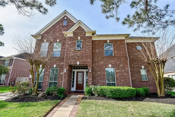 2507 Lansing Circle, Pearland, TX 77584