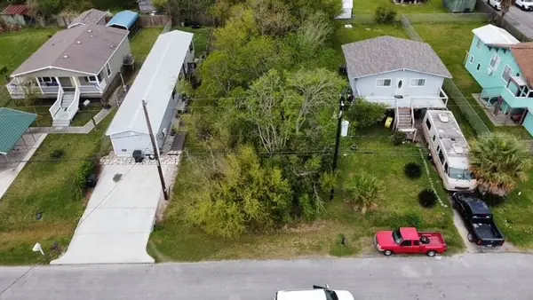 TBD 7th Street, Dickinson, TX 77539