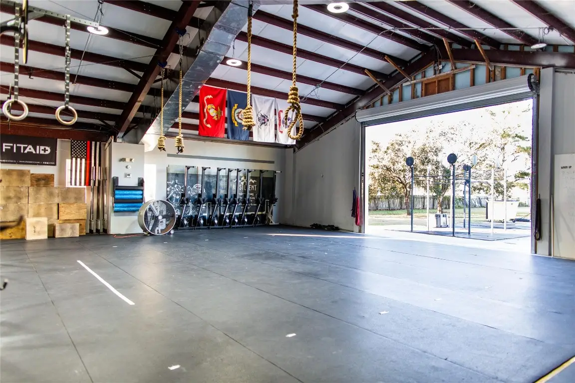 823 Seydler, East Bernard, TX 77435 - #1