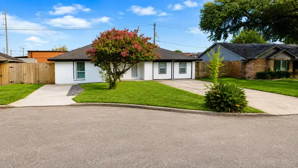 3007 Larknolls Ln, Houston, TX 77092
