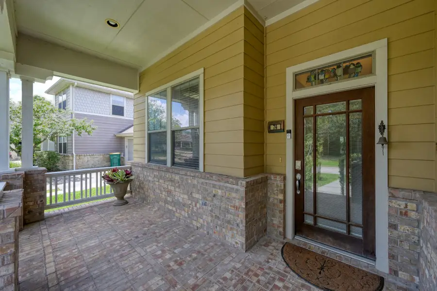 74 W Tapestry Park Circle, The Woodlands, TX 77381 - #2