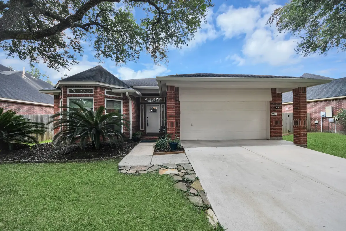 4634 Jaymar Dr, Sugar Land, TX 77479 - #1