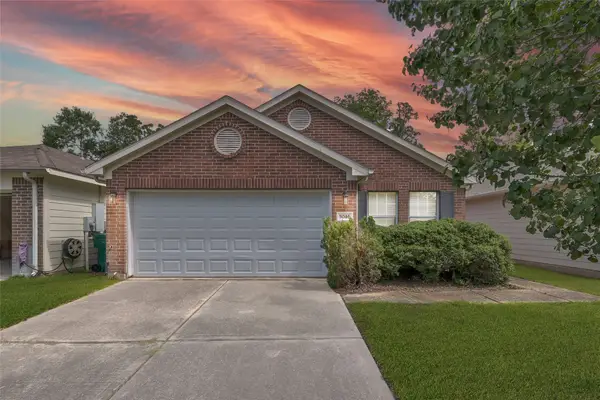 5046 Willow Point Drive, Conroe, TX 77303