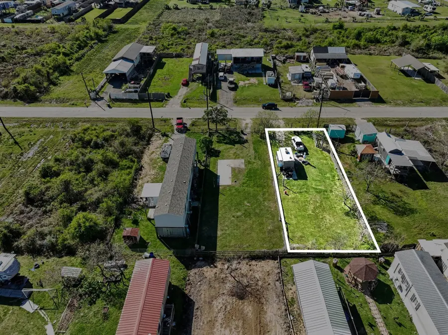 637 16th Street, San Leon, TX 77539 - #3