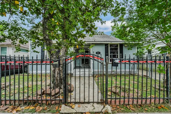 1916 Chapman Street, Houston, TX 77009