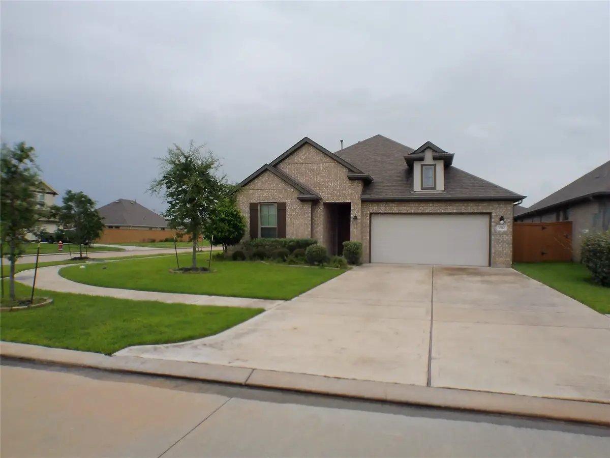 2710 Ocean Key Drive, La Marque, TX 77568 - #1