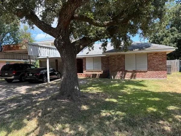 1909 11th Avenue, La Marque, TX 77568