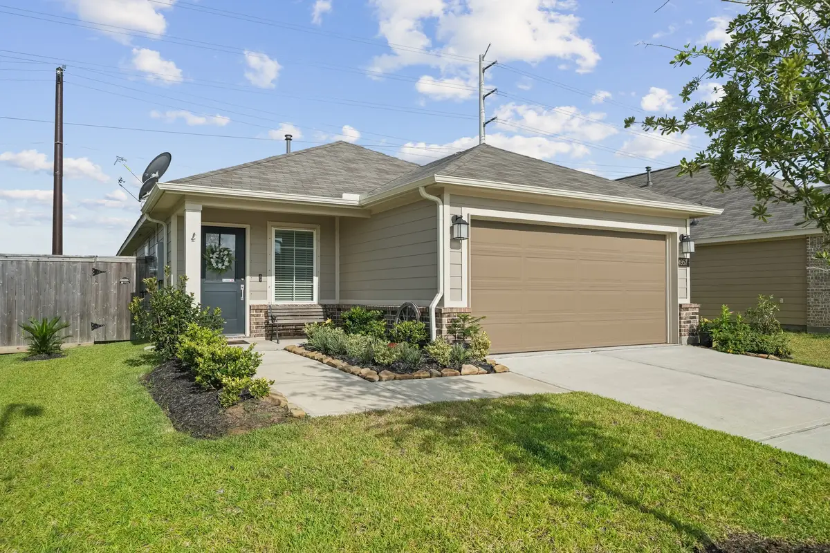 4957 Perennial Lane, La Marque, TX 77568 - #1