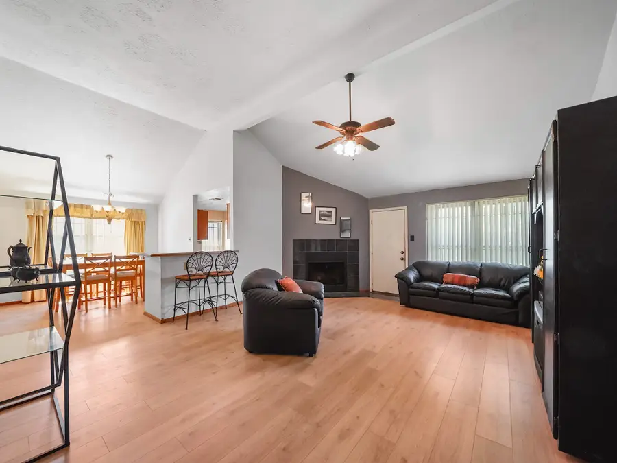 11835 Guadalupe River Drive, Houston, TX 77067 - Image #2