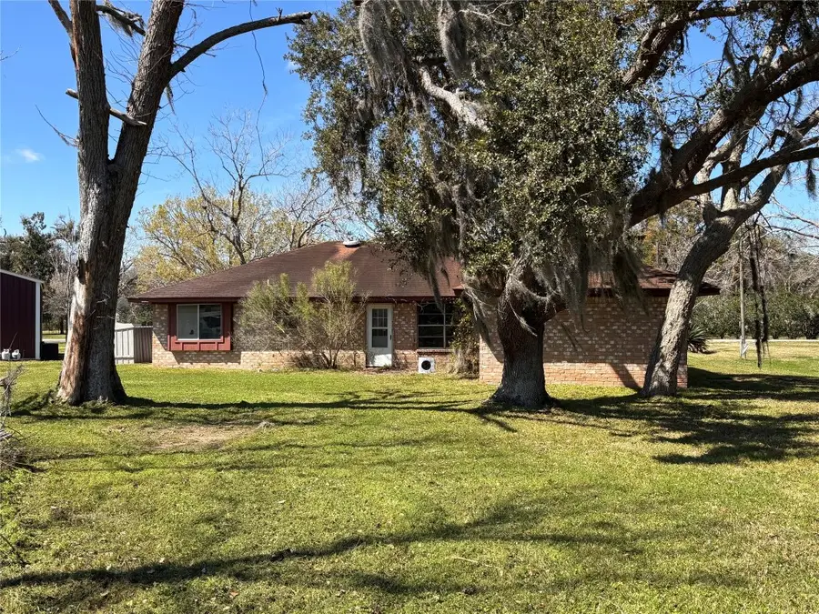 437 Bluebonnet Drive, Jones Creek, TX 77541 - #3