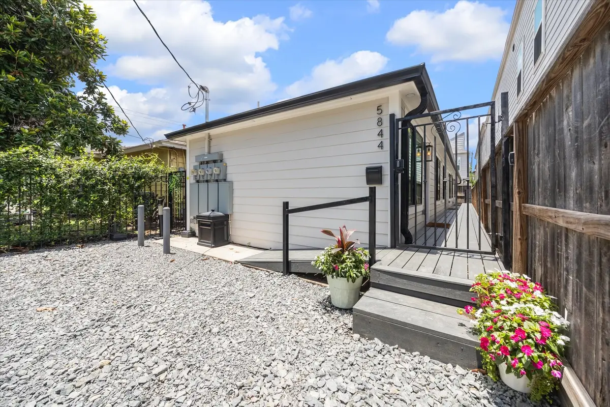 5844 Darling Street, Houston, TX 77007 - #1