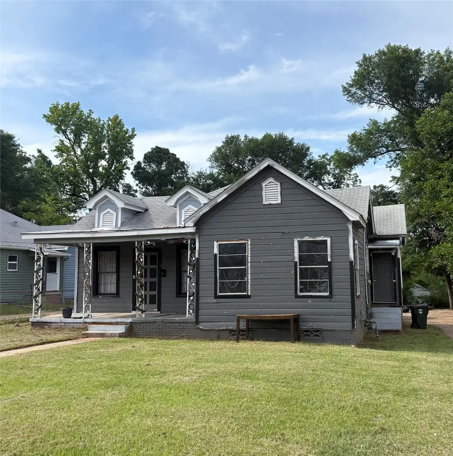 1411 W Cochran Street, Tyler, TX 75702 - #2