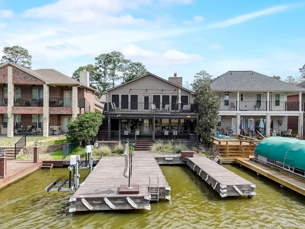 3227 Poe Drive, Montgomery, TX 77356 - Image #1