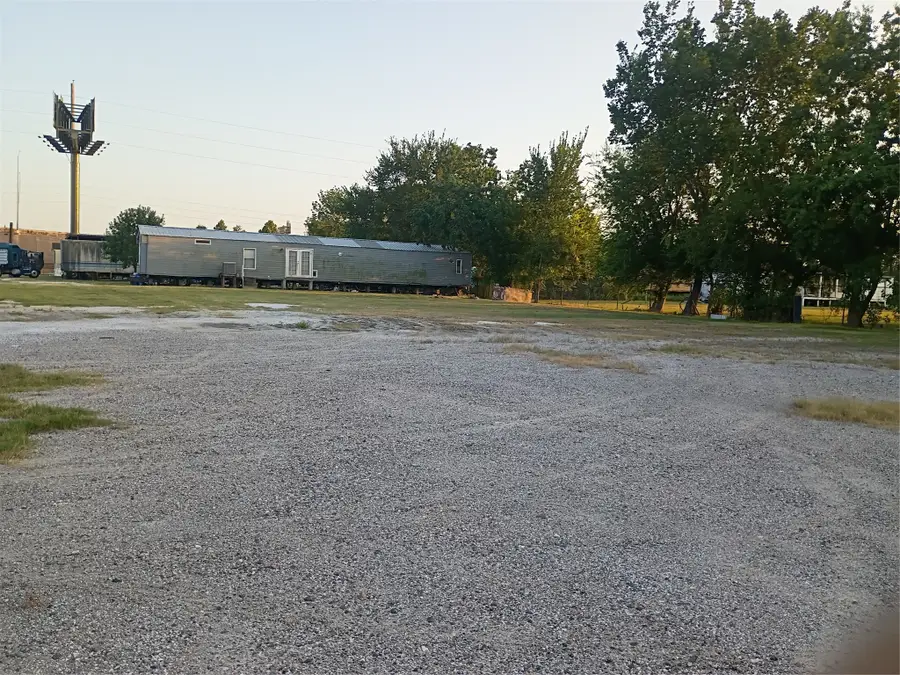2709 East Fwy, Baytown, TX 77521 - #3
