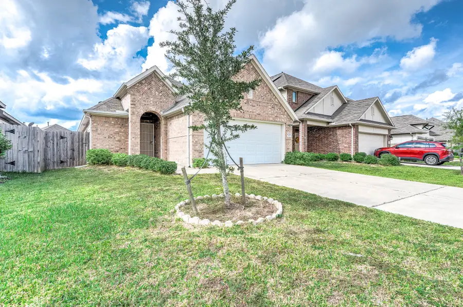 8738 Trenton Landing Lane, Richmond, TX 77407 - Image #3