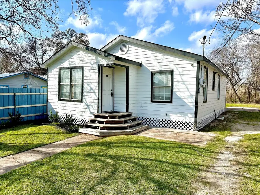 7811 Saint Louis Street, Houston, TX 77028 - #3