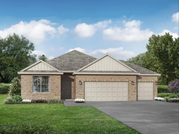 71 Leon Way, Dayton, TX 77535