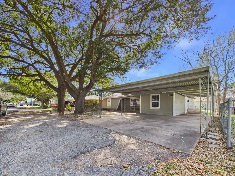 1212 Alamo Street, Rosenberg, TX 77471 - #2