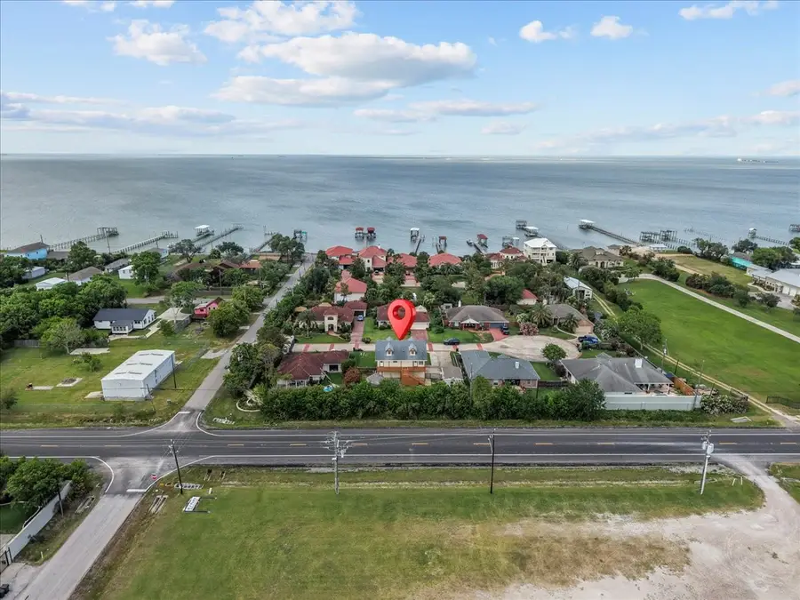 2311 Bayline Drive, Dickinson, TX 77539 - #2