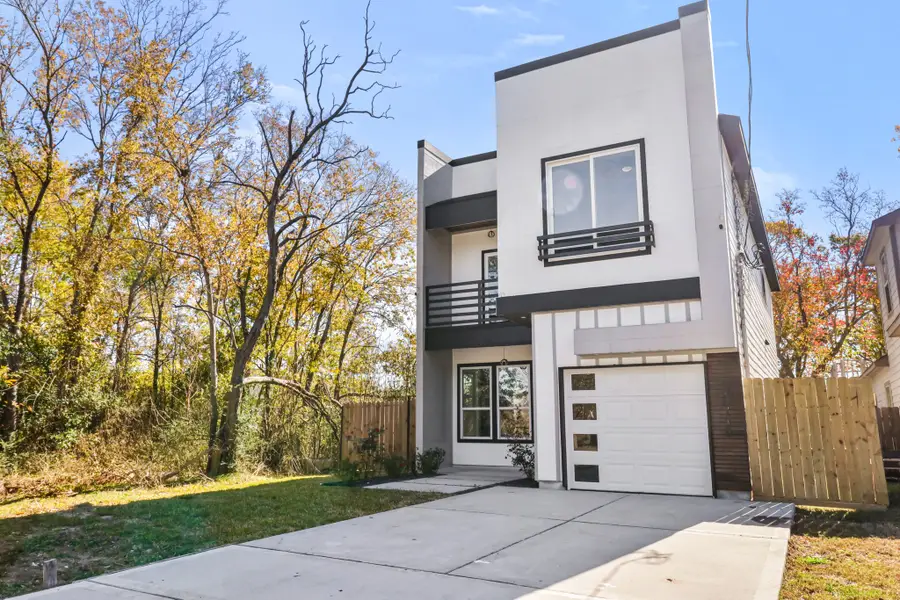 8046 Chateau Street, Houston, TX 77028 - Image #2