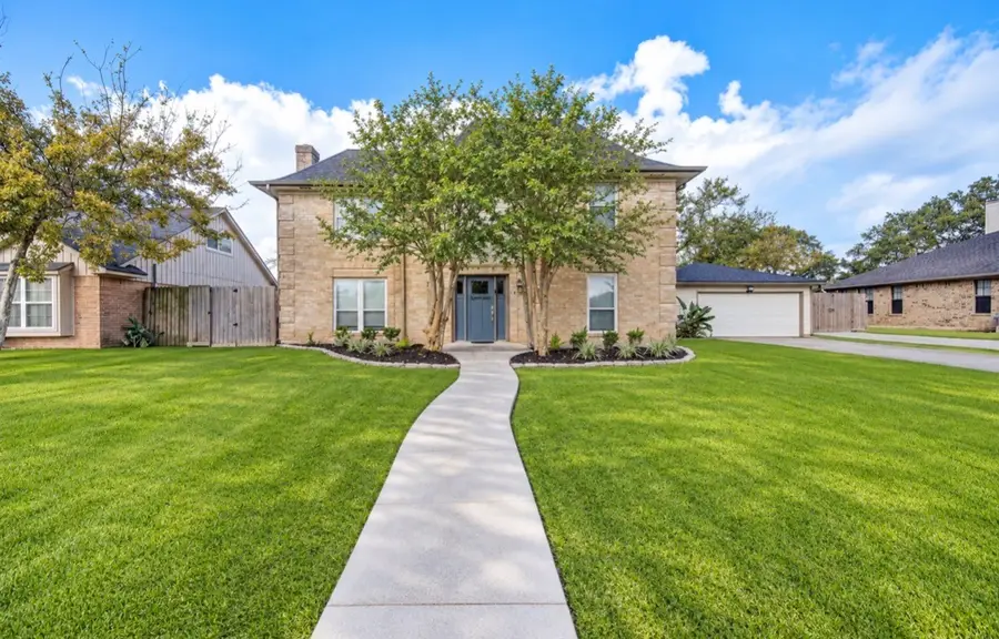 303 Old Bayou Drive, Dickinson, TX 77539 - #2