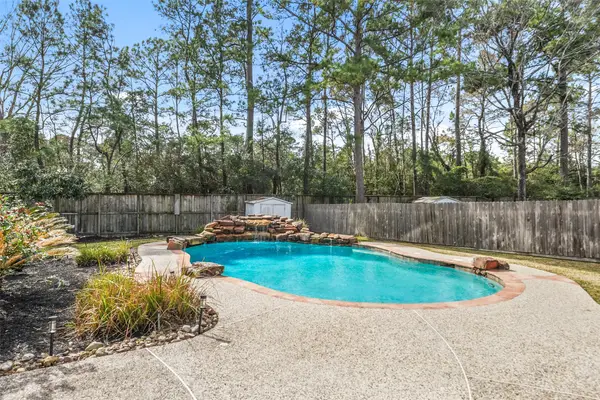 122 W Russet Grove Circle, The Woodlands, TX 77384