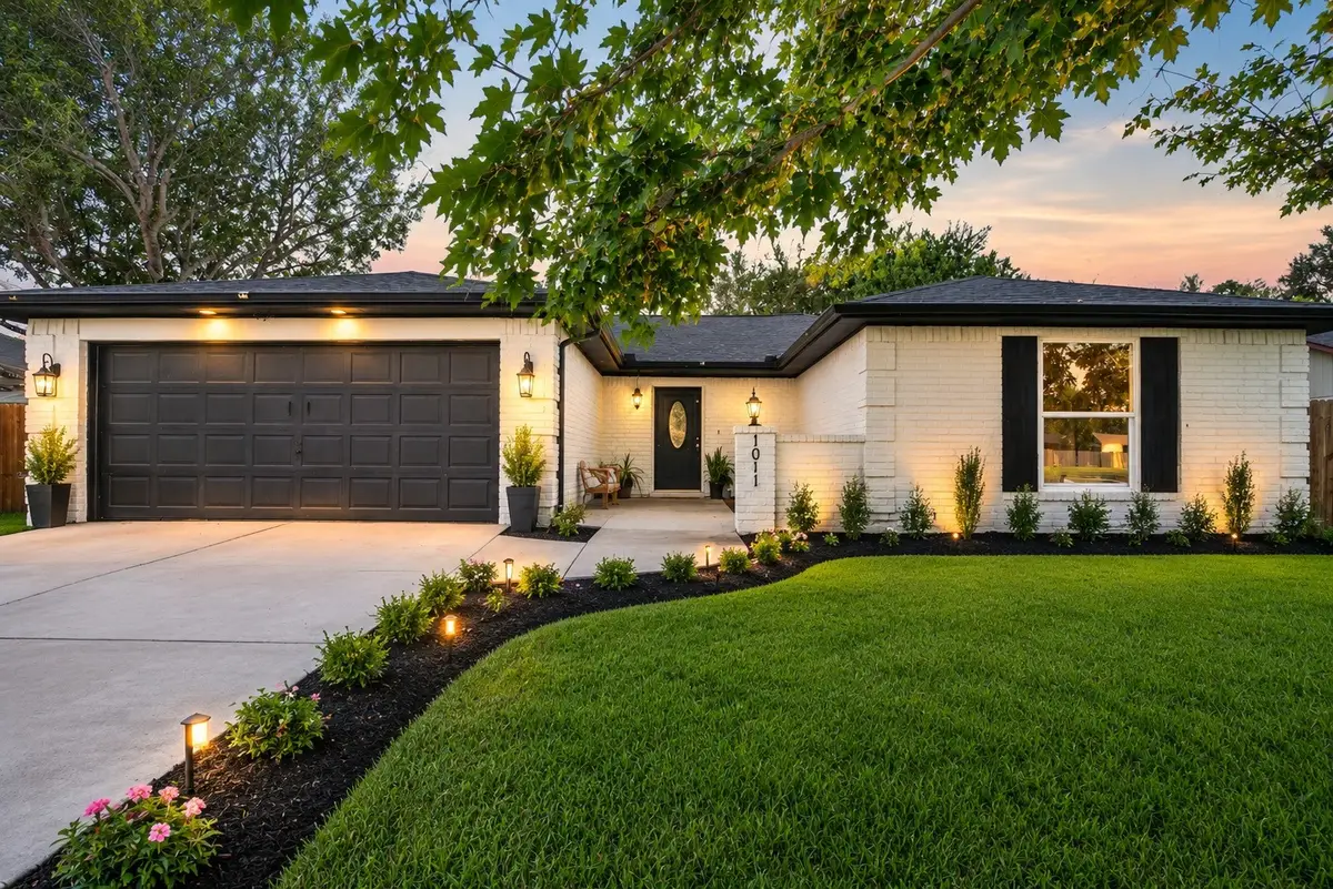 1011 Kensington Drive, Pearland, TX 77584 - #1