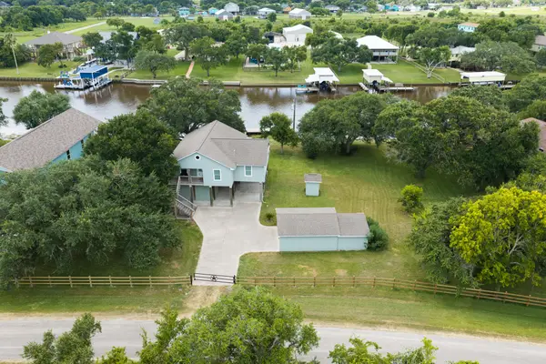 1814 County Road 297, Sargent, TX 77414