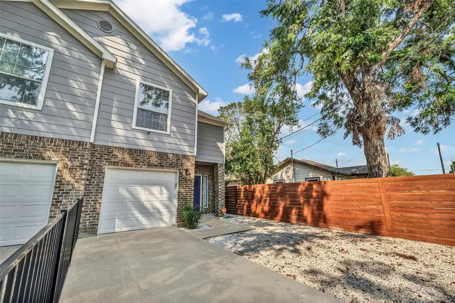 3925 Lowden Street #B, Houston, TX 77051 - Image #2