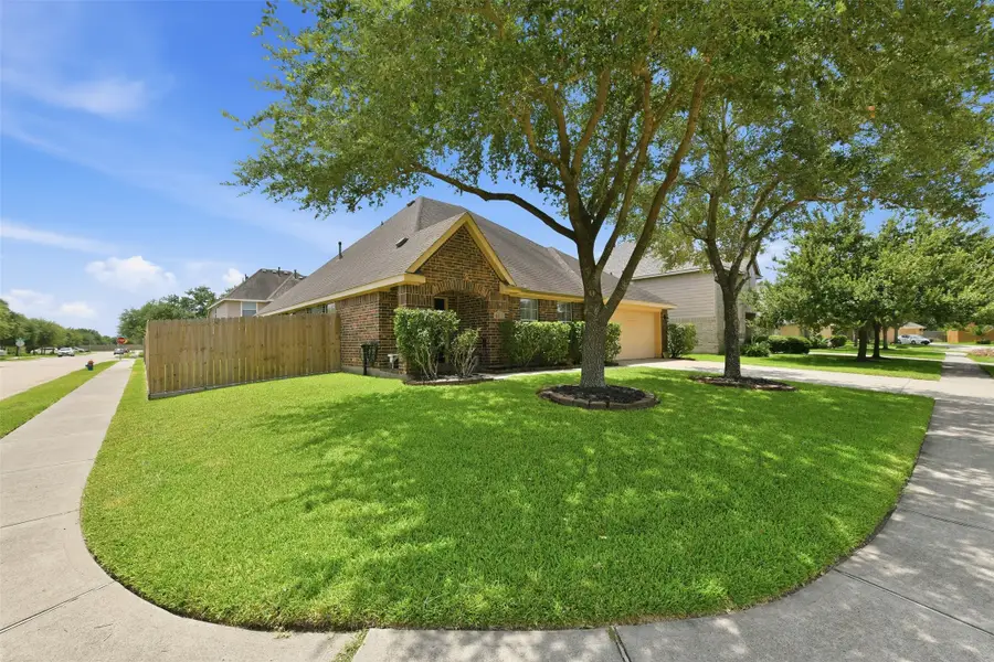 2002 Water Oak Drive, Pearland, TX 77581 - #2