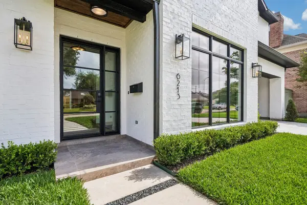 6213 Overbrook Lane, Houston, TX 77057
