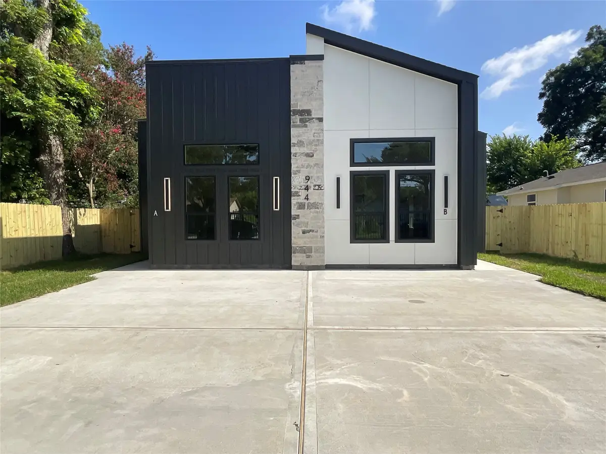 944 Lucky Street, Houston, TX 77088 - #1